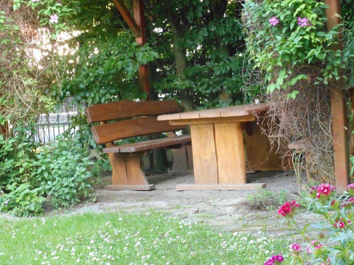 Penzion U Lesa Ceske Budejovice Dış mekan fotoğraf